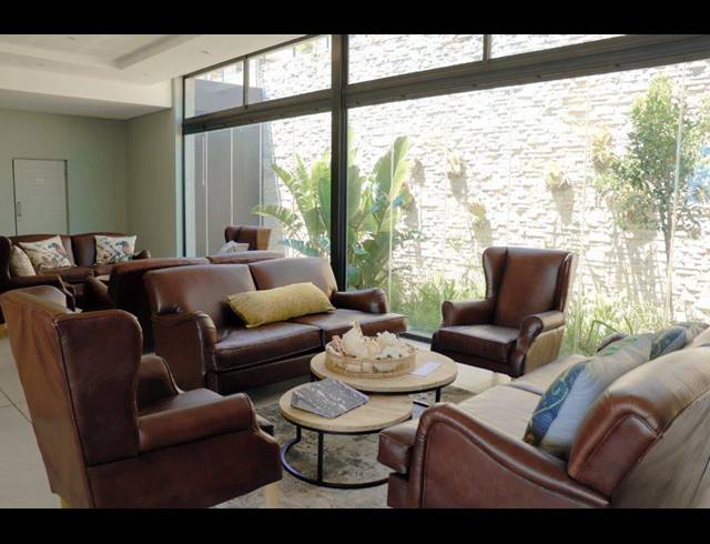 2 BEDROOM APARTMENT FOR SALE IN SIBAYA PRECINCT